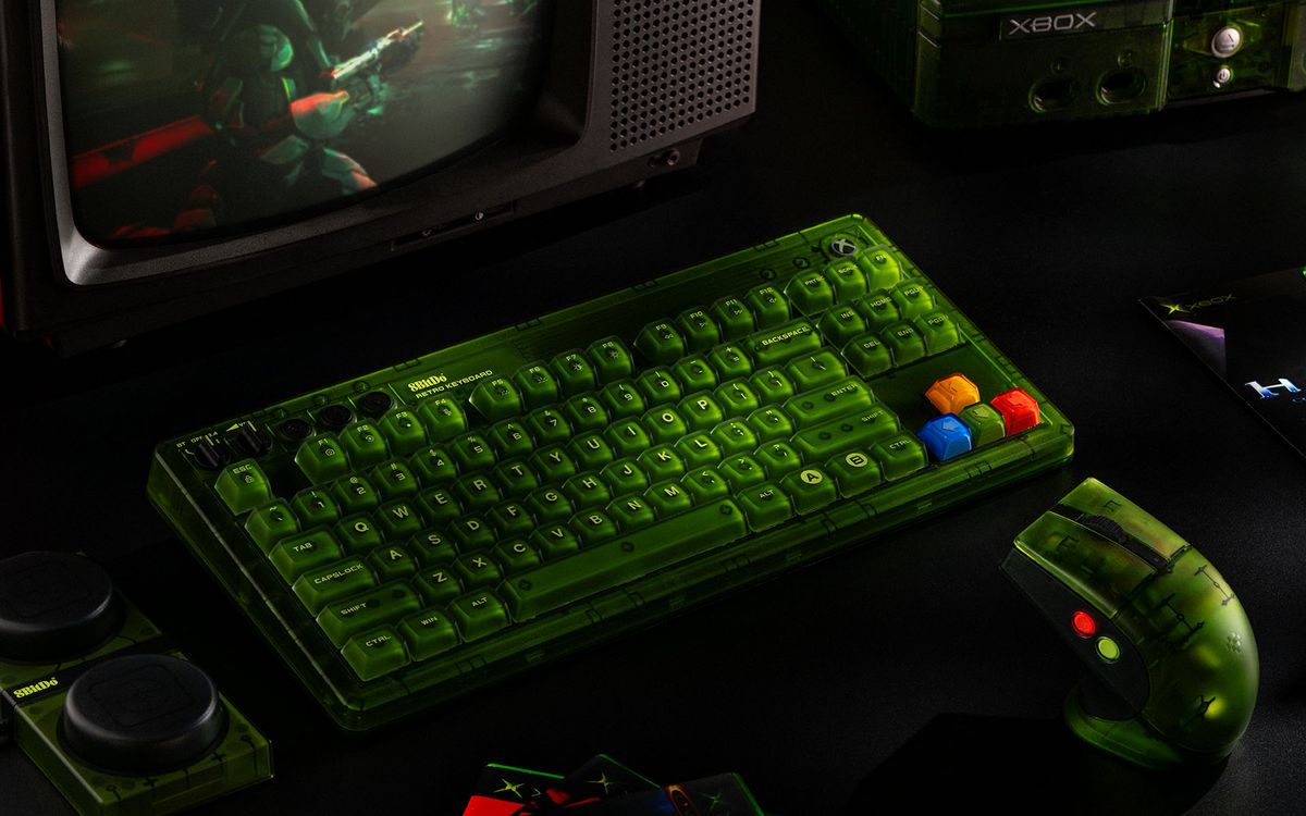 8BitDo Retro 87 Xbox Edition mechanical keyboard in transparent green